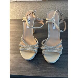 Nina New York women's heels size‎ 9 gold 3.5" heel